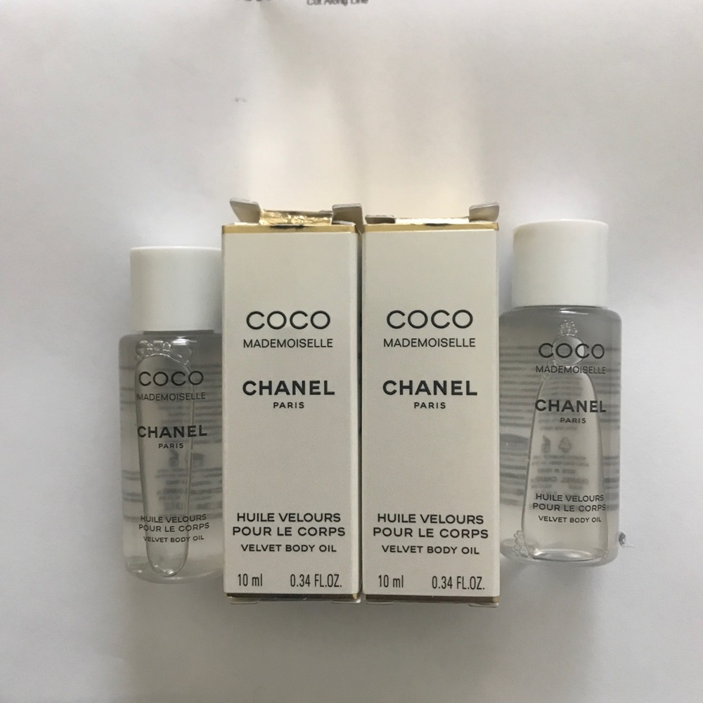 Coco Chanel Mademoiselle Velvet Body Oil